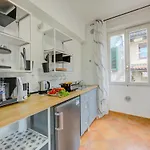 Riccardo House 1 Min From - Happy アパート *