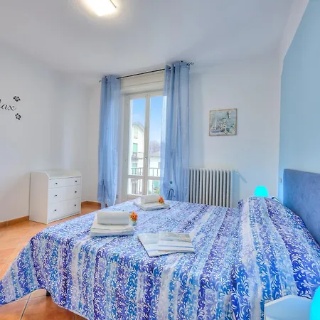 Riccardo House 1 Min From - Happy