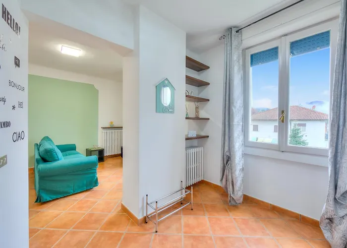 Apartament Riccardo House 1 Min From - Happy